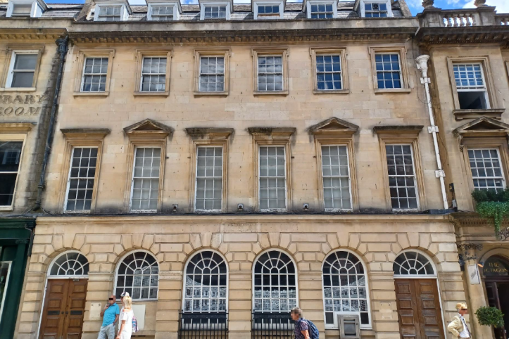 Exterior of 44-45 Milsom Street