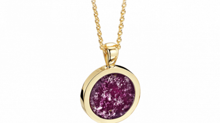 gold and purple round pendant
