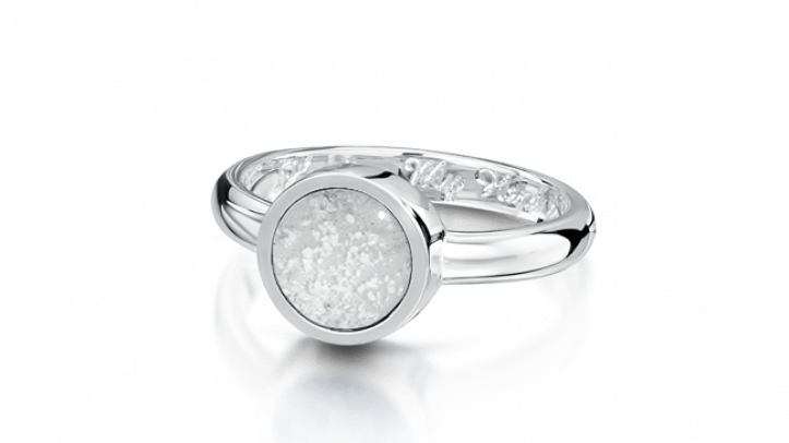 silver and clear tribute ring