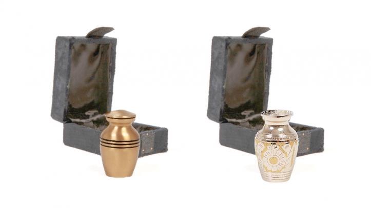 Mini cremation urns with presentation boxes